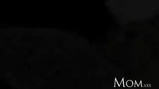 هاتف أمي ربه منزل