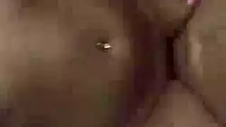 قبل نائب الرئيس فتاة فقيرة ملابس السباحة