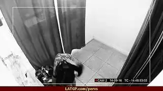 إناث ممتلئات الجسم بأكساس غير حليقة في حركة جنسية صريحة