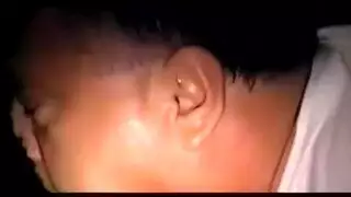 ثنائي مص قاسي: التناوب على انتصاب ضخم