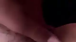 بورن فردي: مراهقة عربية تستكشف جسدها