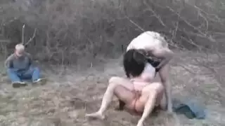 بالغصب امام زوجها