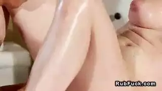 قبلات مثليات نار