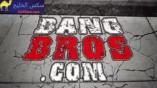 شقراء مليف تبكي وتصبح من الزنجي