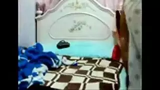 جنس صعب xxx رغم دورتها – تتوسل إليه أن يسحب