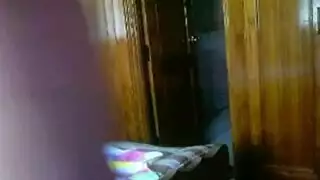 فوائد الصداقة: عربية مثيرة تأخذ قضيباً صلباً